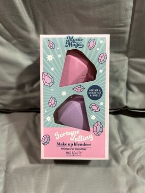 Mad Beauty Fortune Telling Makeup Blenders - Pink & Lavender